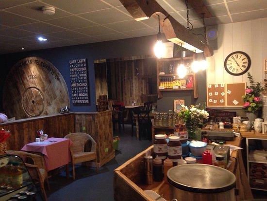 Monsieur Crepe Cafe